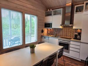 Villa Chalet - 10 hlö, Himos Länsihuippu