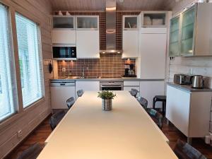 Villa Chalet - 10 hlö, Himos Länsihuippu