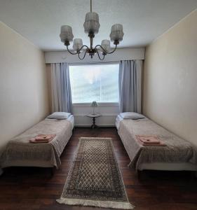 Bright through-house triangle