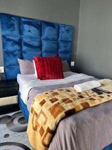 Crown Guesthouse-Waterkloof