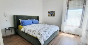 Super Leisure Vila-Gjiri i Lalezit