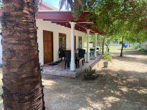 Pigeon Island Beach View Villa - Nilaveli