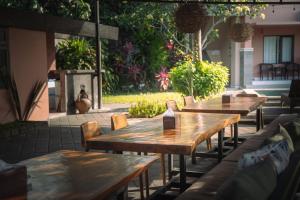 Pondok Sentana by Pause Inn Group