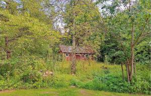 2 Bedroom Gorgeous Home In Malmbäck