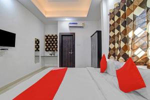 Hotel O Passport Office Indore Rudraksh Inn