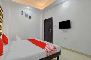 Hotel O Passport Office Indore Rudraksh Inn