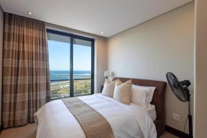 Huge Penthouse overlooking the Harbour