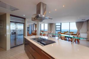 Huge Penthouse overlooking the Harbour