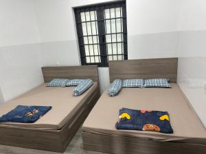 Nhà nghỉ Bằng Lăng Tím