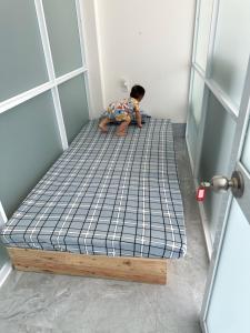 Nhà nghỉ Bằng Lăng Tím