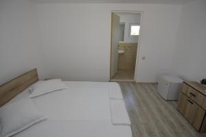 Casa OBSTEI COSTINESTI