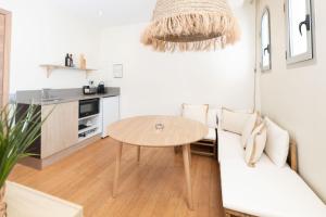 Appartement Terrasse 3 Pièces Le Cocoun Balinais - Mandara Beach , Antibes French Riviera