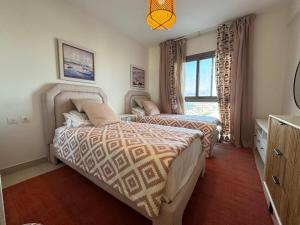 Chalet 3BR on Sea View & Marina View 14MR-403