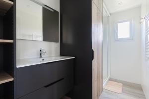 Maisons de vacances Chalet Omaha - 5min a pied de la Plage : photos des chambres