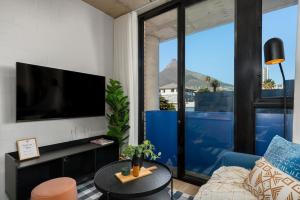 Stylish Sea Point Apartment