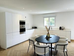 Villas Evasion a 2h de Paris avec piscine chauffee privee : photos des chambres