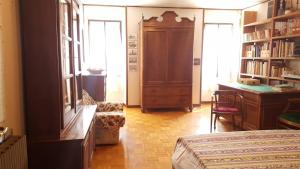 Country house in the vineyards, with private garden