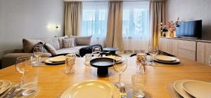 HolidayHomePL Kopernika 14 Apartament z dwoma sypialniami przy plaży