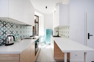 Kilińskiego Comfy Blue Studio by BookingHost