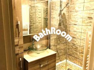 Appartements ChezClervie Nanterre City Paris La Defense Arena : photos des chambres