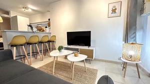 058 - Valfere,Saint Anne, Central, Appart 1chambre