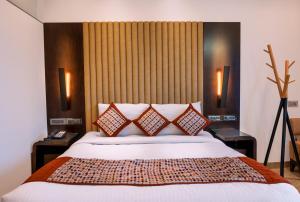 Hotel Royal Palace Jalgaon