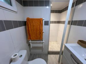 Paradix - Appartement en demi sous-sol dans maison à Argenteuil