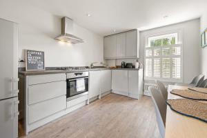 Fabulous all-new 2bed-2bath - Vauxhall near river