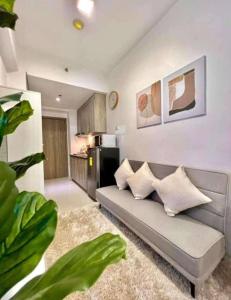 Stylish City Escape in Mandaluyong - Central Condo Living