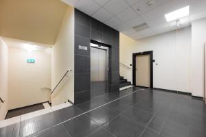 Varsovia Jerozolimskie Apartment 203 by BookingHost