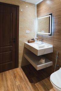 Milestone Suites by Robinson Properties