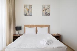 Varsovia Jerozolimskie Apartment 203 by BookingHost