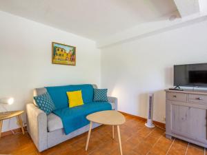 Studio Les Coralines-3 by Interhome