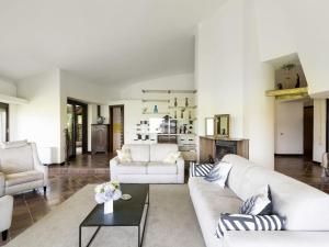 Villa Miralago by Interhome