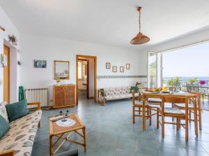 Apartment Cicladi Kea by Interhome