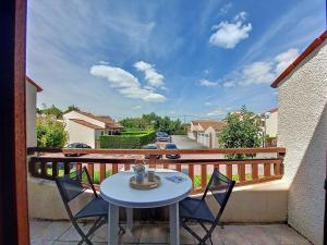 Appartements Apartment Moulin de la Brunette-6 by Interhome : photos des chambres