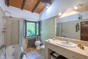 Urbino e Gola del Furlo, Idromassaggio Lux