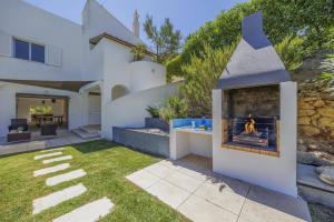 Villa Alfarrobeira by Villa Plus