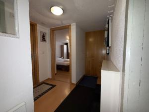 Chalet-Etage Mitten im Dorf