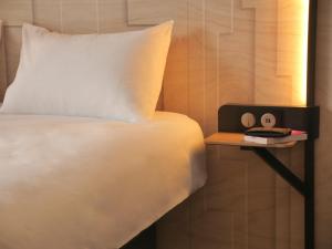 Hotels B&B HOTEL Carcassonne Rocadest La Cite : photos des chambres