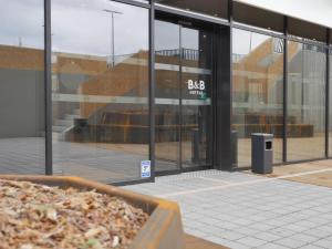 Hotels B&B HOTEL Carcassonne Rocadest La Cite : photos des chambres