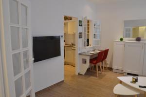 Altbau trifft auf Moderne - neuwertige Komfortwohnung für bis 2 Personen