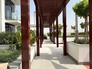 ASHRI HH Condo In Riviera Meydan