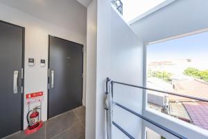 402 Direct access to Narita Haneda 5-minute walk from Keikyu Kamata Station with kitchen, ideal for telework, apartment