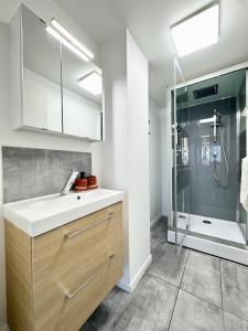 Appartements Gare a pied 5 chambres confort & espace : photos des chambres