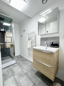 Appartements Gare a pied 5 chambres confort & espace : photos des chambres