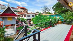 Grandmas House บ้านคุณย่า สาย1