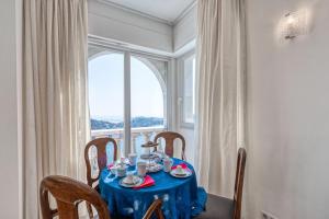 Appartements Villa with private pool - Sea view - Terrace - BBQ : photos des chambres