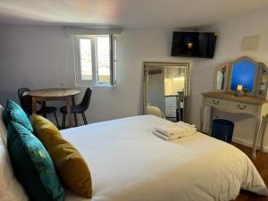 Alfama Small Apartment