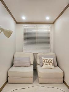 New Open 홍대 망원시장 한강 숙소,단독주택 1층- 최대9인, 2층-최대6인 가능, 호텔침구, 무료짐보관, 세탁기건조기